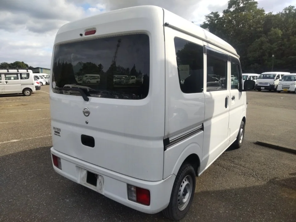 Nissan NV100 Clipper DR17V 2023